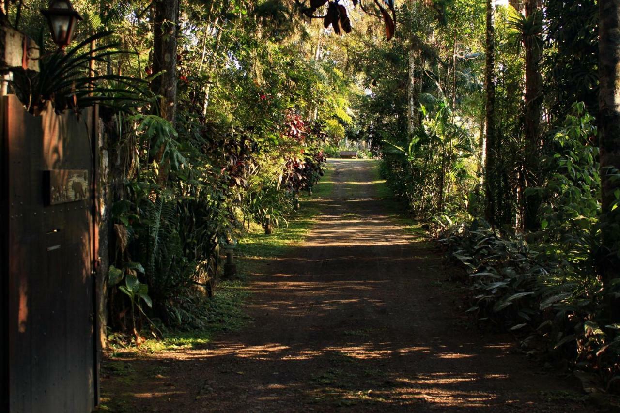 Quarto em Residência Familiar - Itatiaia Itatiaia  Esterno foto